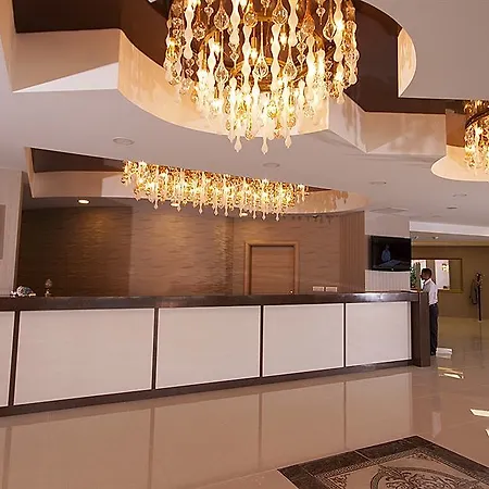 Отель Golden Way Giyimkent 4*