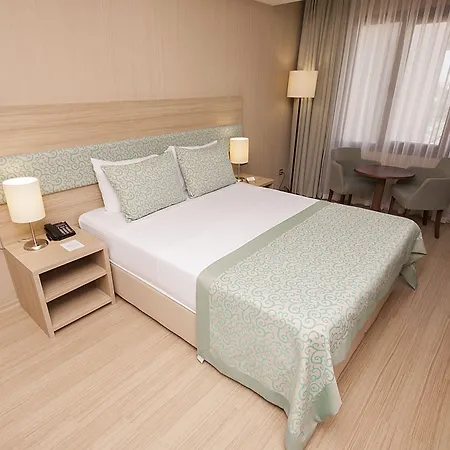 Hotel Golden Way Giyimkent