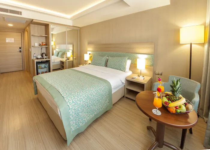 Ξενοδοχείο Golden Way Giyimkent