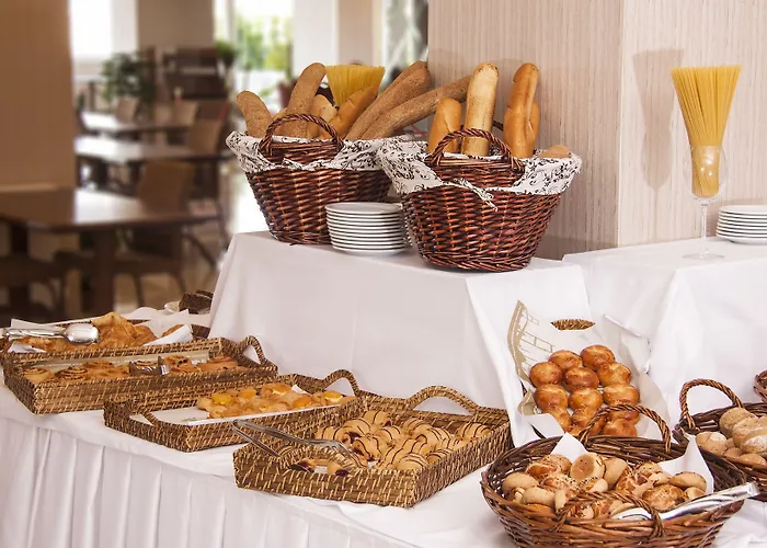 Golden Way Giyimkent Ξενοδοχείο 4*