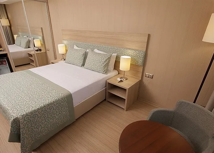 Golden Way Giyimkent