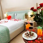 Golden Way Giyimkent Istanbul
