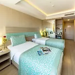 Hotel Golden Way Giyimkent
